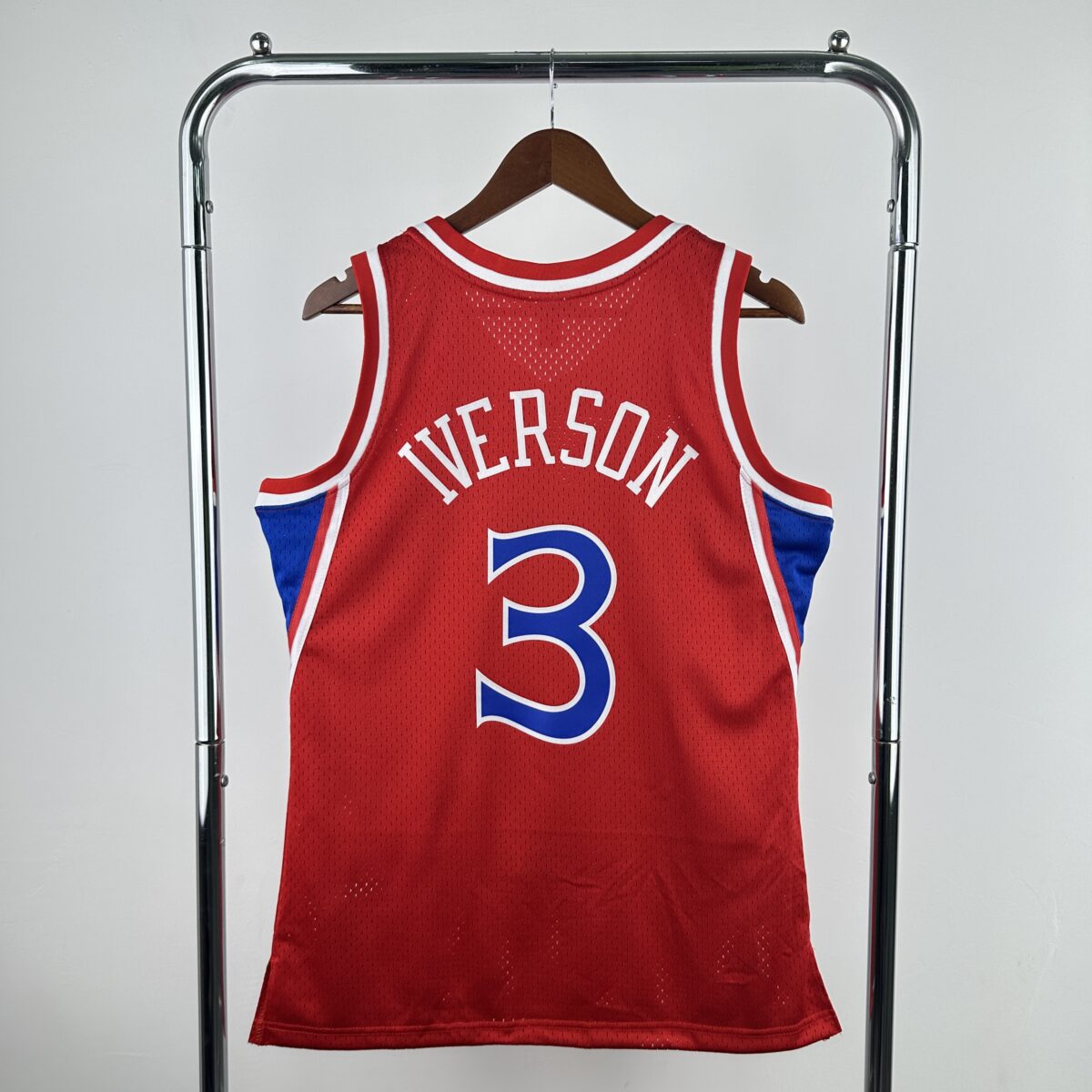 ⁦Sixers 2025 - Iverson - Icon Edition⁩ - الصورة ⁦2⁩