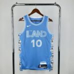 Land 2025 - Garland- Icon Edition