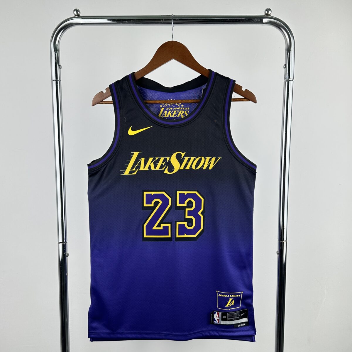 ⁦Lake Show 2025 - James - Icon Edition⁩ - الصورة ⁦1⁩