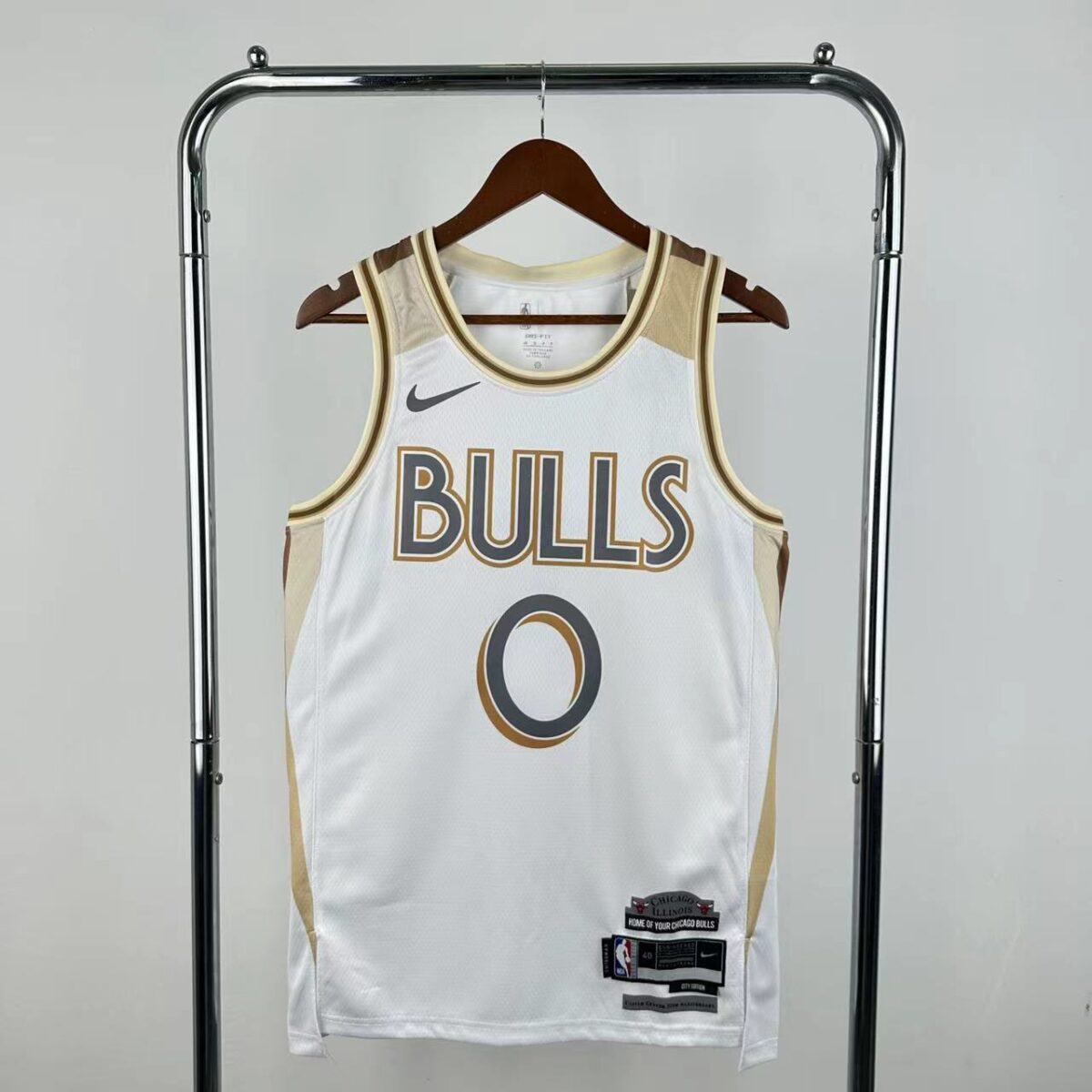 Bulls 2025 - White - Icon Edition - Image 1