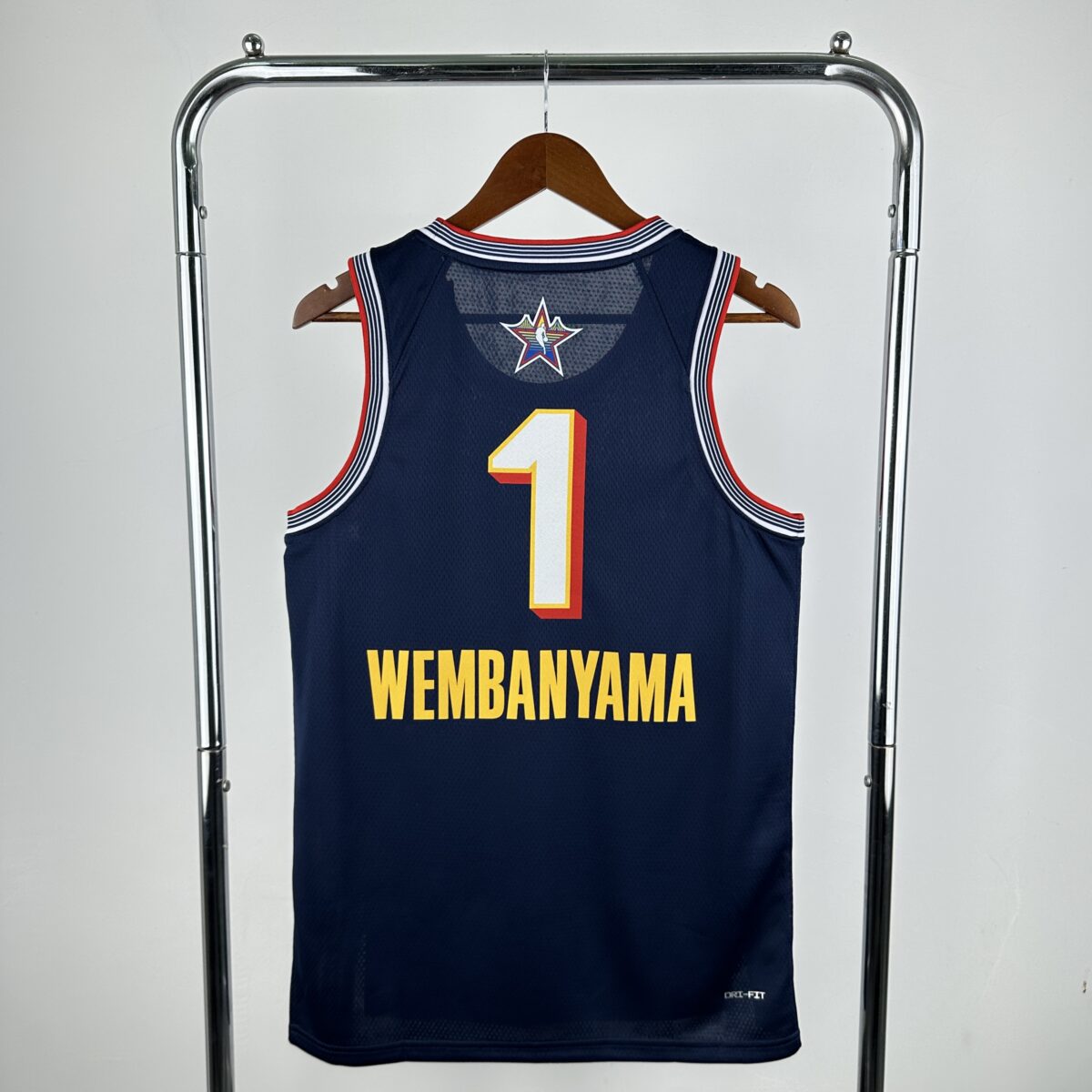 ⁦All Star 2025 - Wembanyama - Icon Edition⁩ - الصورة ⁦2⁩