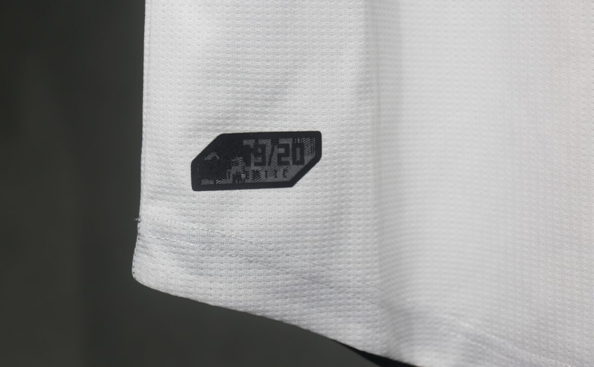 Juventus Home 2019-20 Retro Player Edition - Image 4