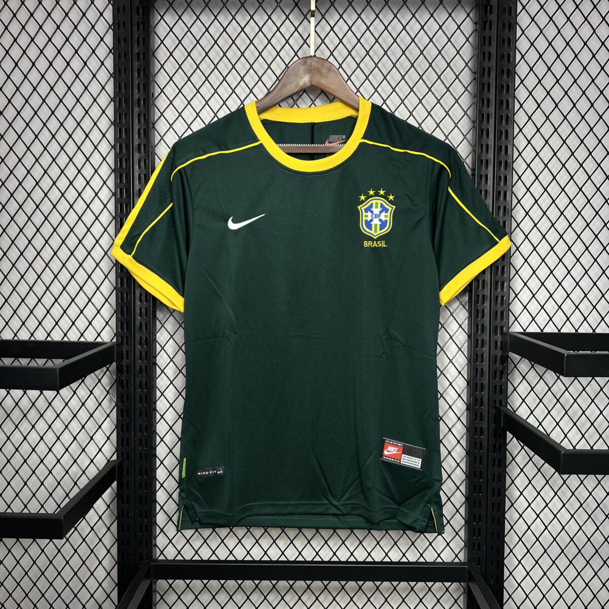 ⁦Brazil Goalkeeper 1998-99 Retro Edition⁩ - الصورة ⁦1⁩