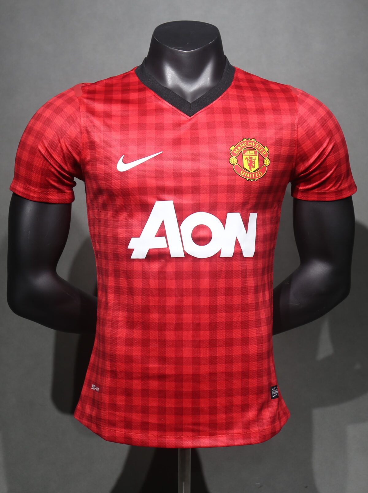 ⁦Manchester United Home 2012-13 Retro Player Edition⁩ - الصورة ⁦1⁩