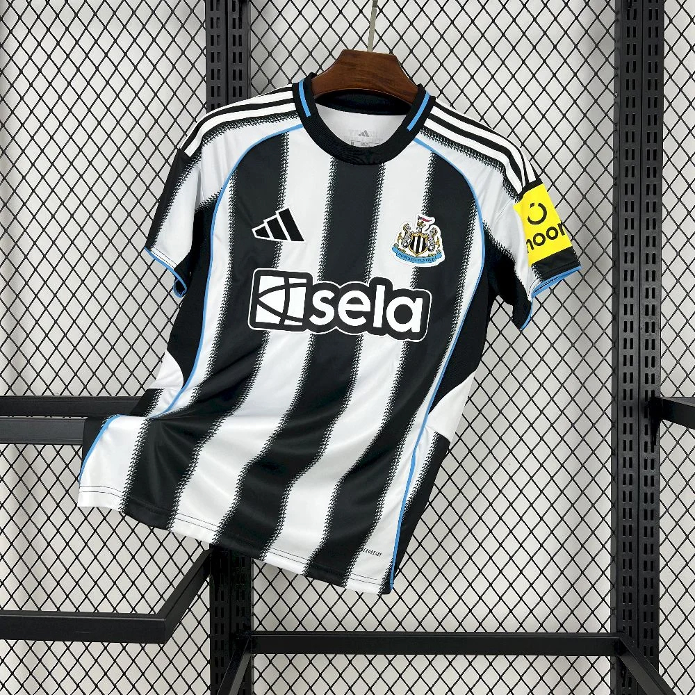 dsa Newcastle United Home 2025-26 Fan Edition - الصورة 1