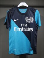 Arsenal Away 2011-12 Retro Ultra Player Edition