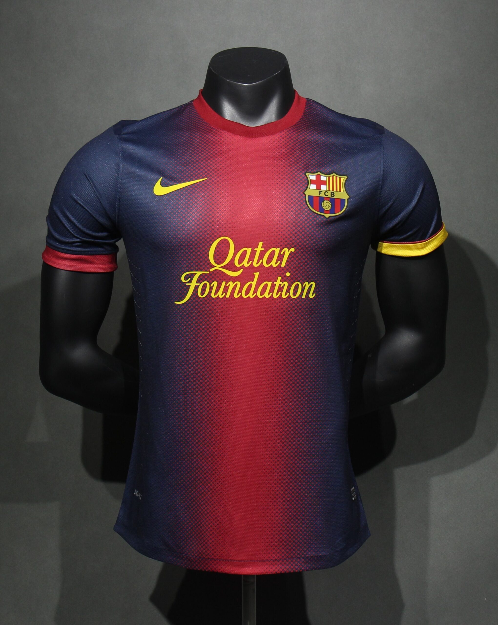 92fd386a Barcelona Home 2012-13 Retro Ultra Player Edition - الصورة 1