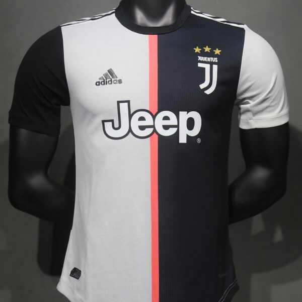 Juventus Home 2019-20 Retro Ultra Player Edition