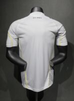 ⁦Real Madrid Home 2009-10 Retro Ultra Player Edition⁩ - الصورة ⁦2⁩