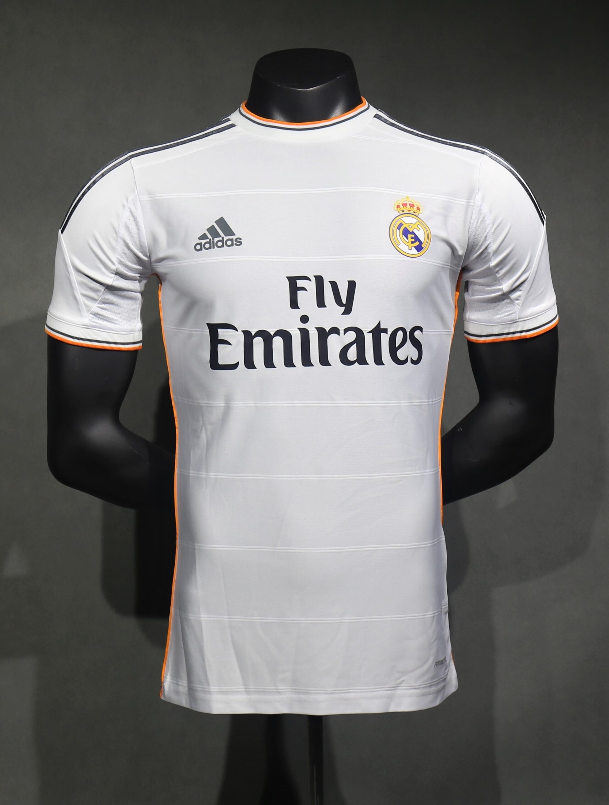 fba37d2a Real Madrid Home 2013-14 Retro Ultra Player Edition - الصورة 1