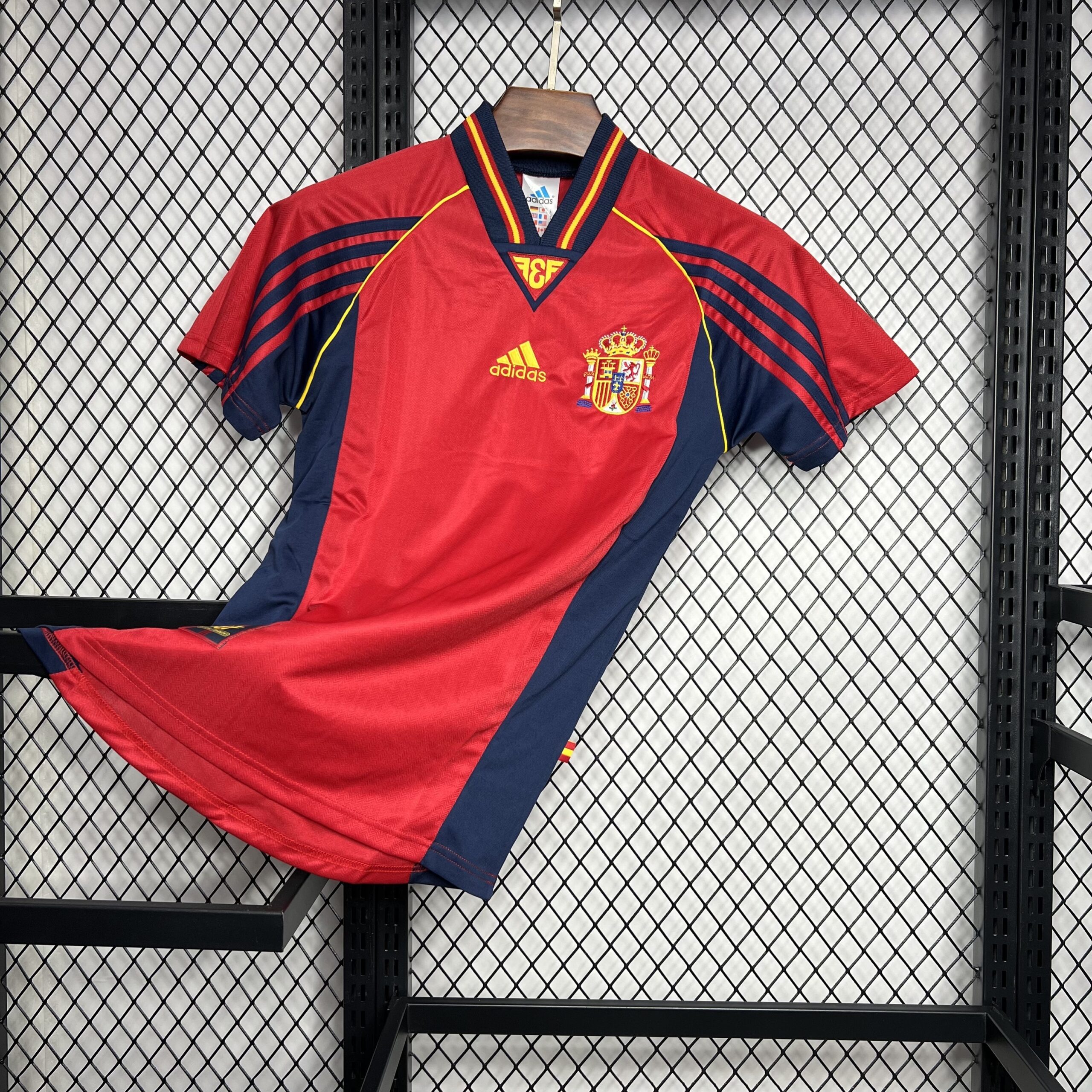 1f8499e9 Spain Home 1998-99 Retro Edition - Image 1