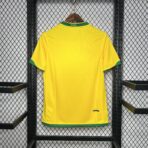 ⁦Brazil Home 2006-07 Retro Edition⁩ - الصورة ⁦2⁩