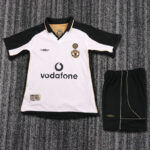 Manchester United Away 2001-02 Retro Kids suit