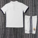 ⁦Real Madrid Home 2016-17 Retro Kids suit⁩ - الصورة ⁦2⁩