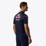 ⁦Red Bull Oracle Polo 2026 F1 Edition⁩ - الصورة ⁦2⁩