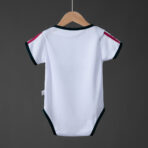 ⁦Real Madrid Home 2026-27 Newborn Edition⁩ - الصورة ⁦2⁩