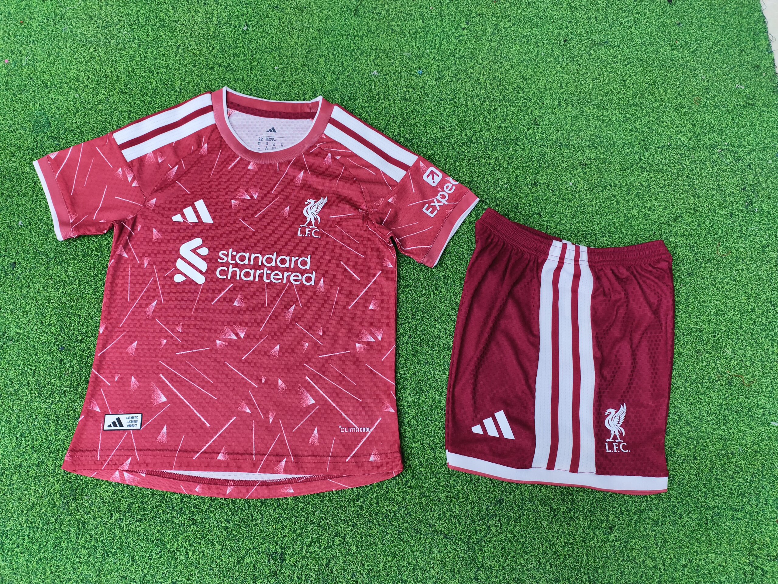 38ce5de4 Liverpool Home 2026-27 Player Kids Suit Edition - الصورة 1