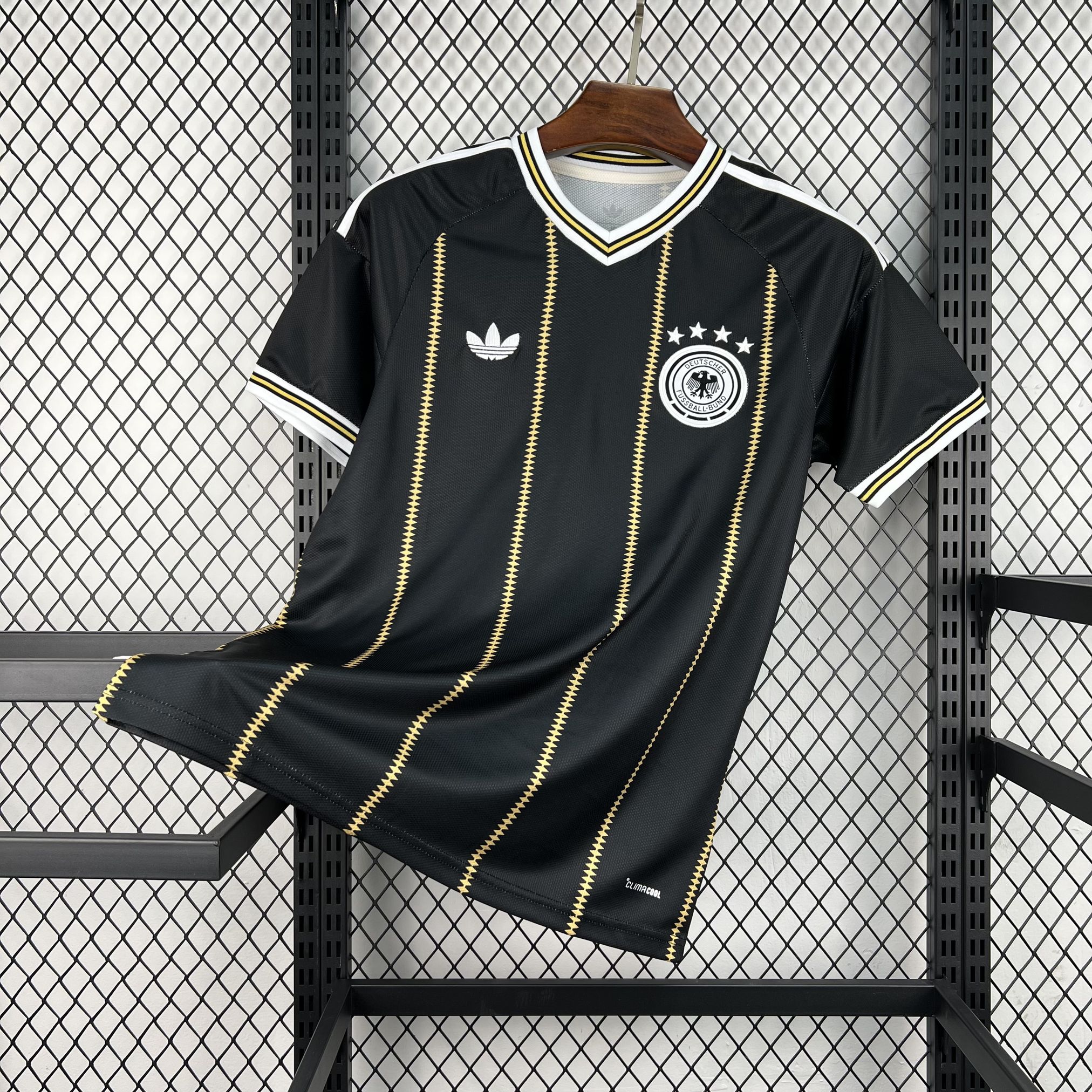 7f7f492f Germany Third Away 2026-27 Fan Edition - الصورة 1
