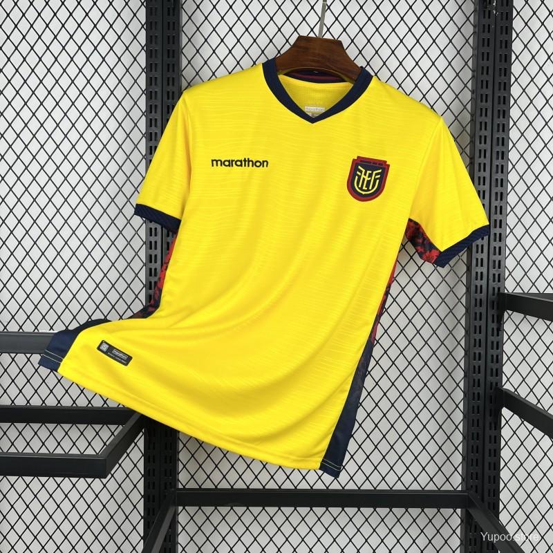 da8aa321a4a0a31f Ecuador Home 2026-27 Fan Edition - الصورة 1