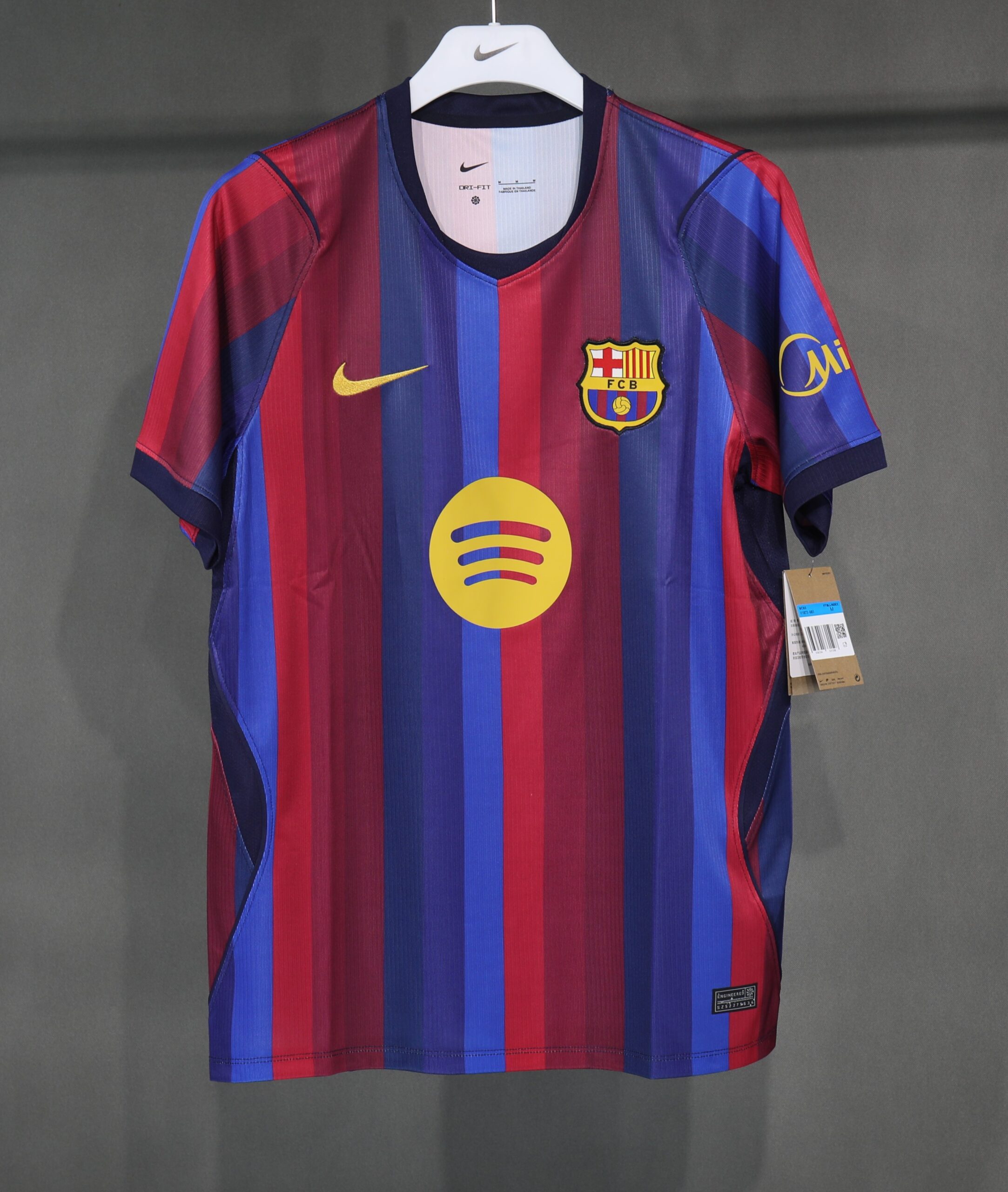 c447c15f Barcelona Home 2026-27 Ultra Fan Edition - الصورة 1